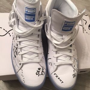 Shantell Martin Pumas